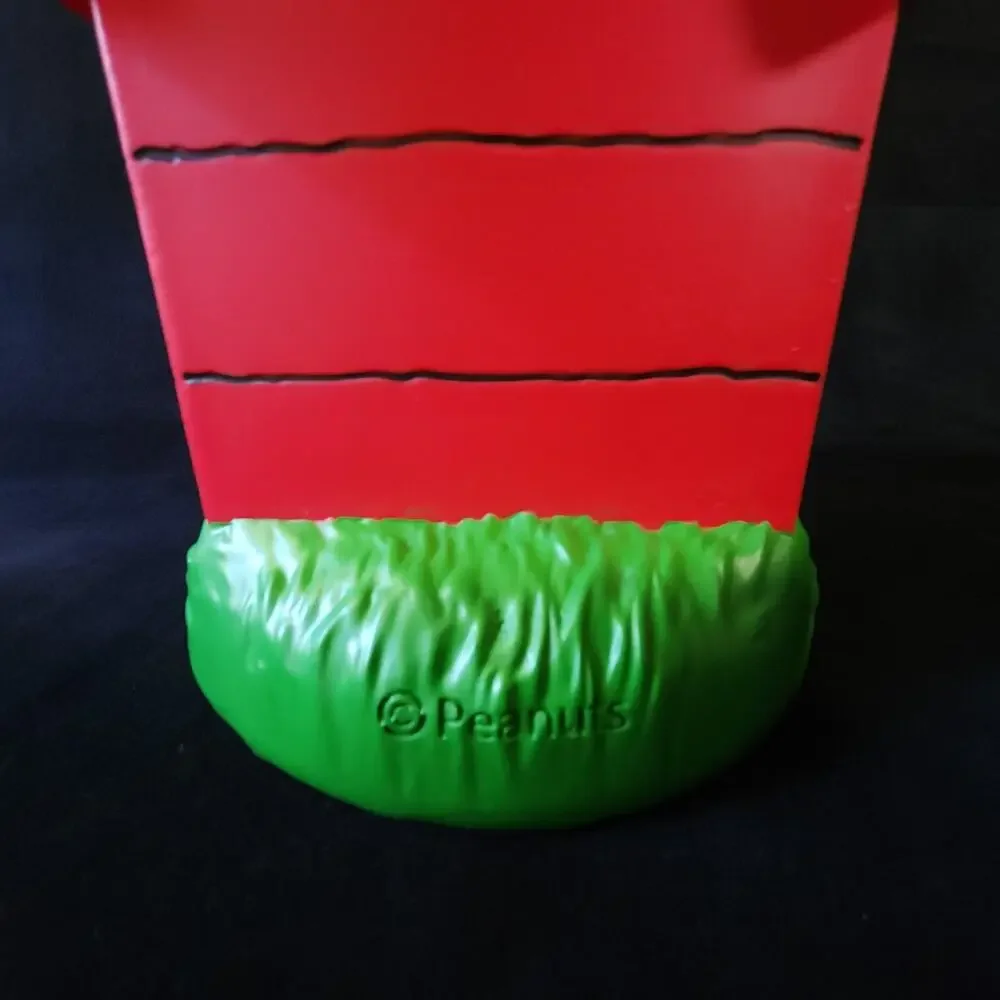 Peanuts Snoopy and Woodstock on Doghouse 12″ Tall Garden Statue Figure Rare